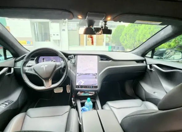 Tesla Model S P100D