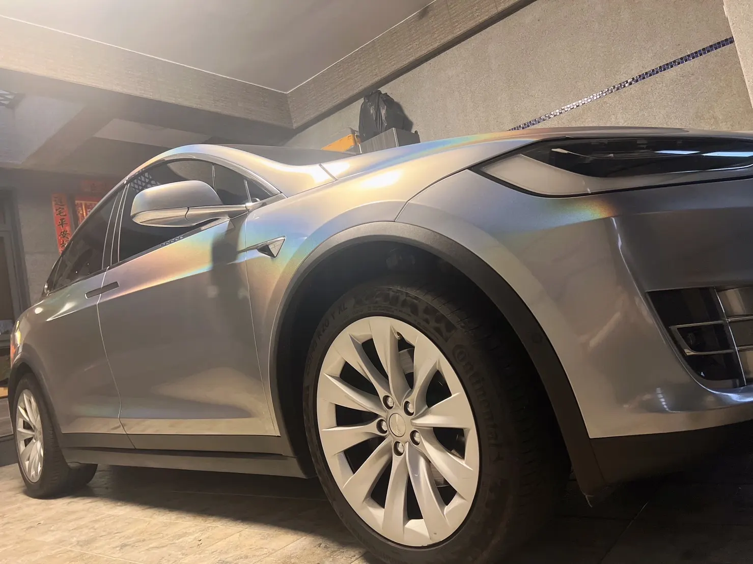 Tesla Model X LR 照片 1