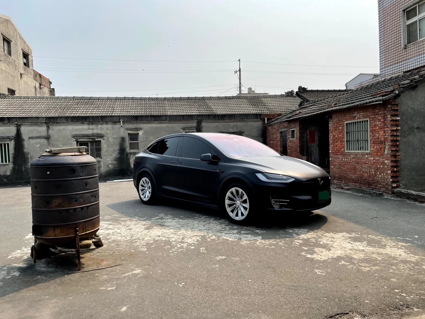 Tesla Model X 75D 照片 1
