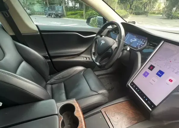 Tesla Model S 100D