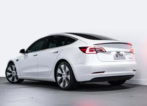Tesla Model 3 Performance