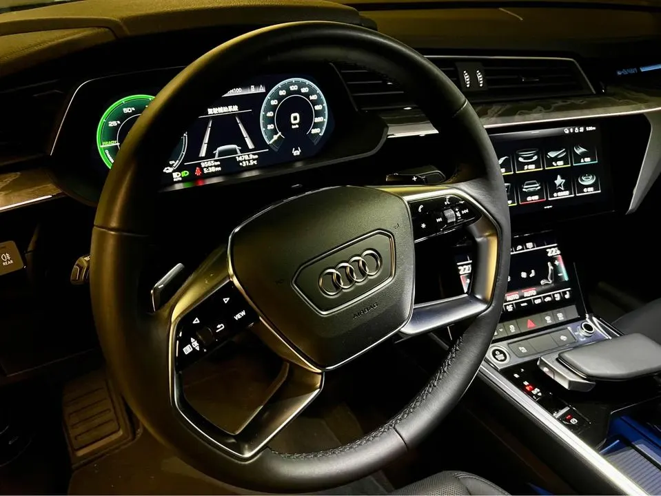 AUDI E-tron 55 Quattro Sline Sportback