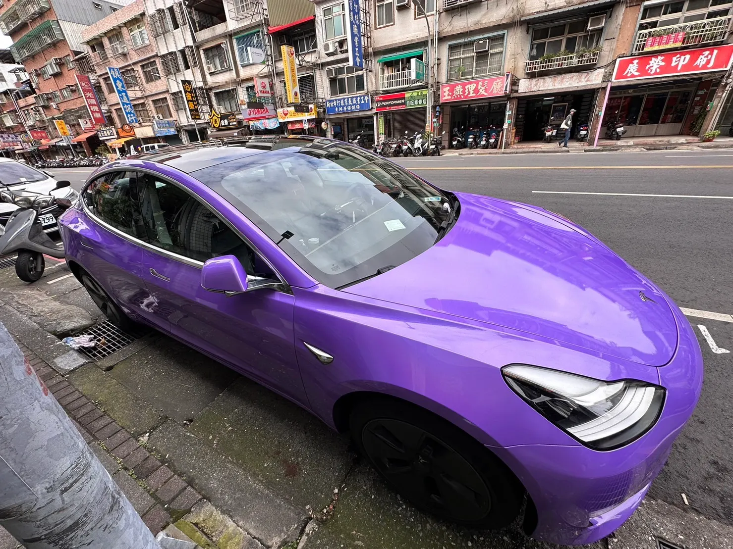 Tesla Model 3 LR 照片 1