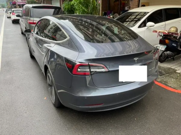 Tesla Model 3 LR 照片 1