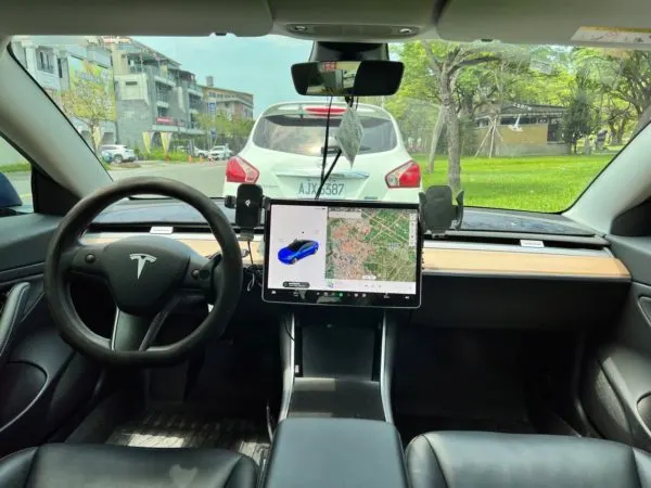 Tesla Model 3 LR 照片 1