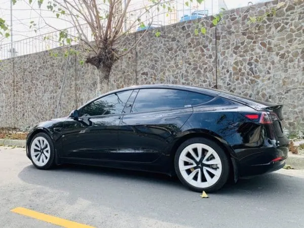 Tesla Model 3 LR