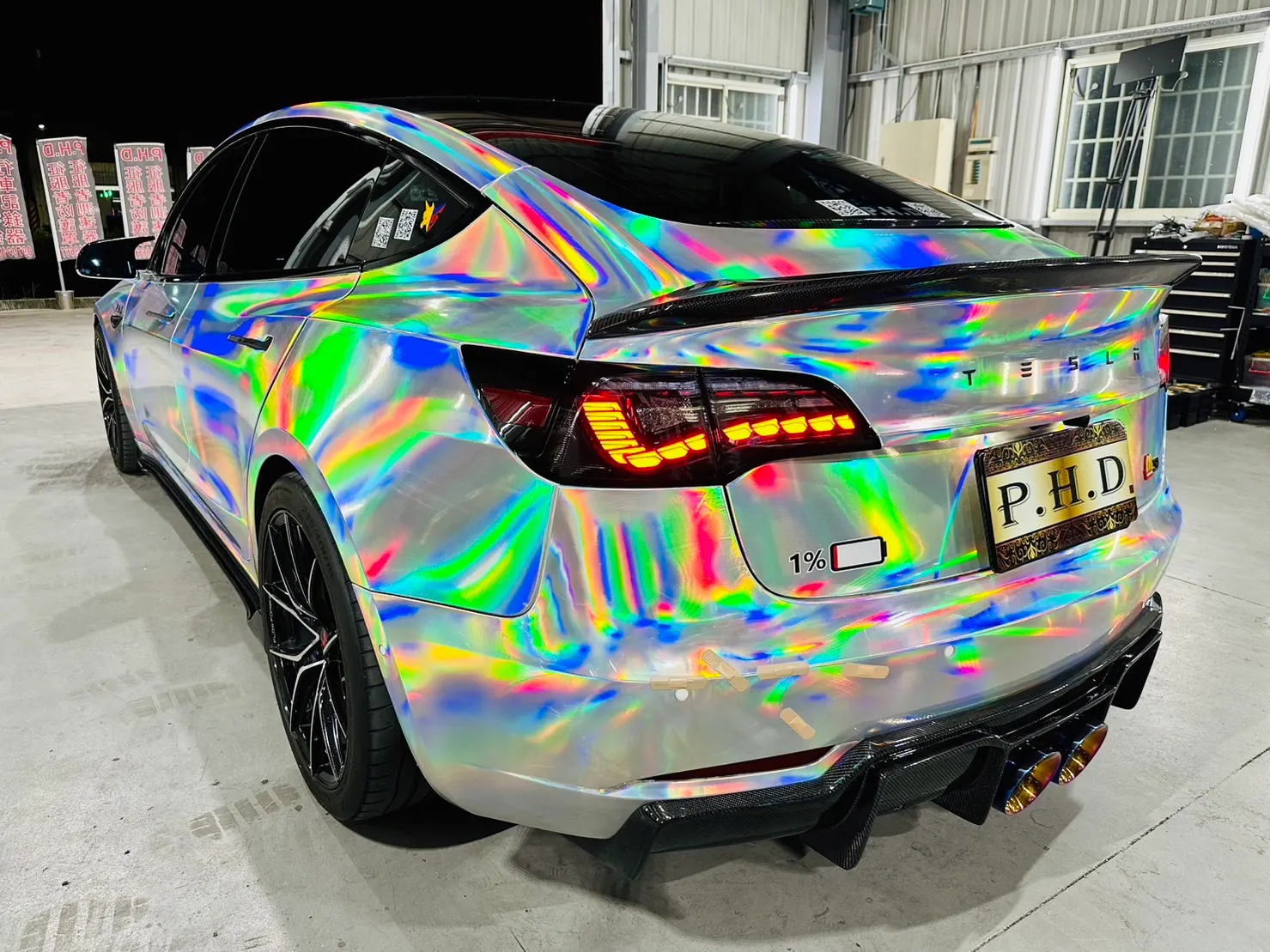 Tesla Model 3 SR+ 照片 1