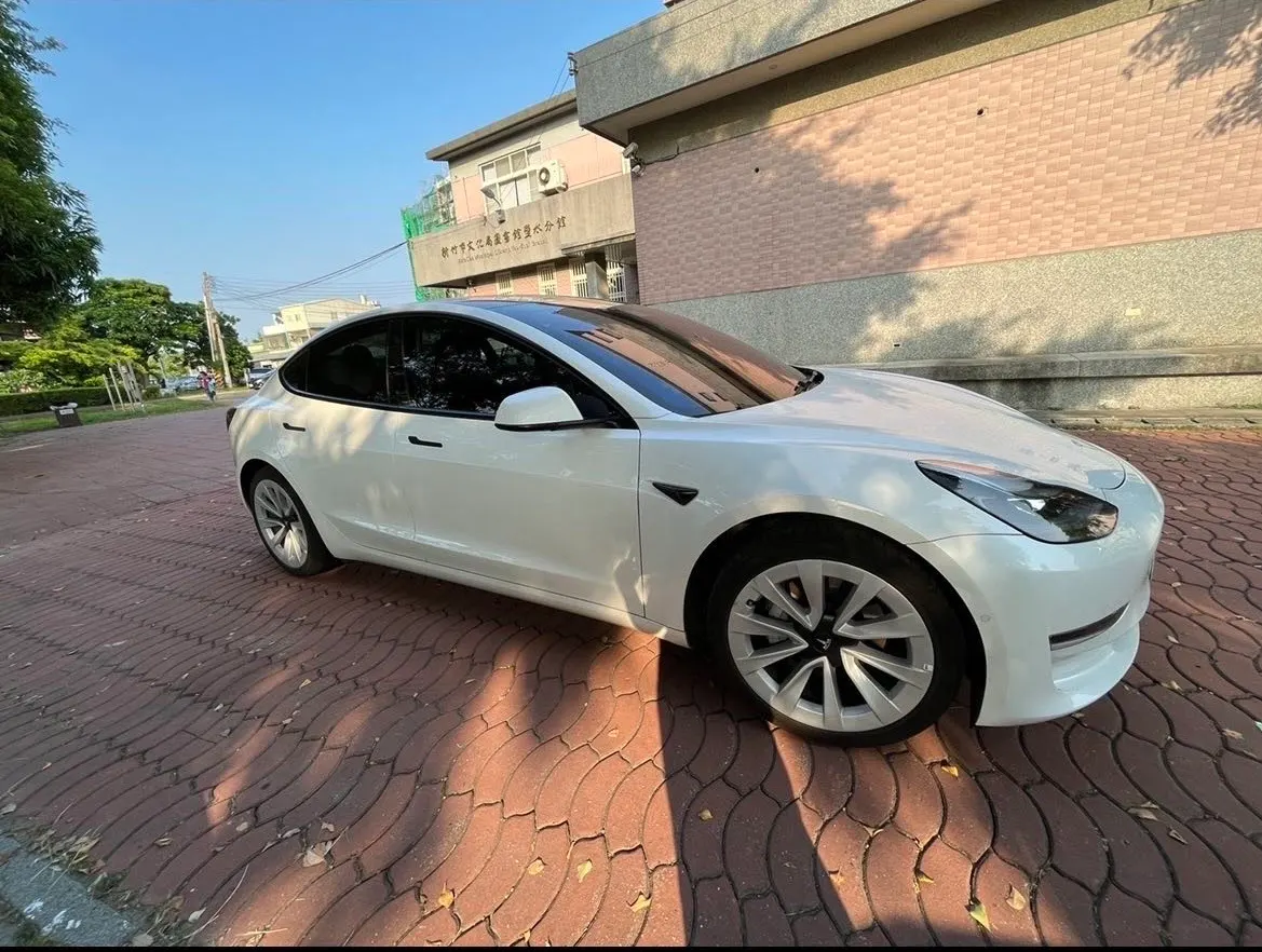 Tesla Model 3 LR 照片 1