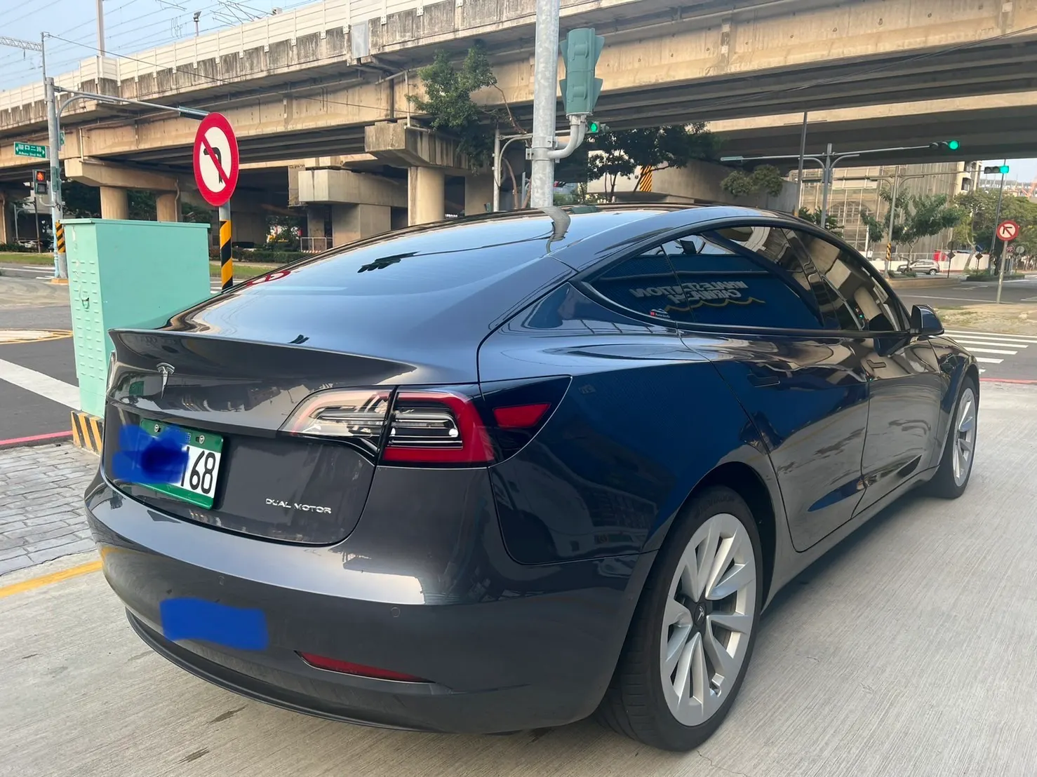 Tesla Model 3 LR 照片 1