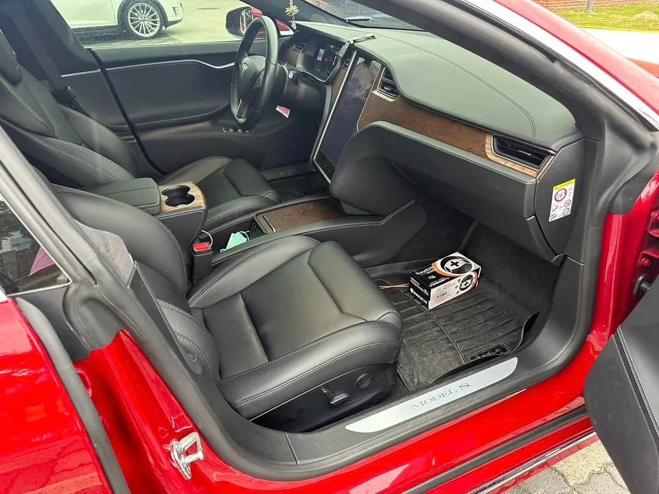 Tesla Model S 100D