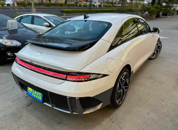 Hyundai Ioniq6 照片 1