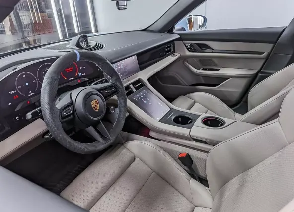 Porsche Taycan 4S 照片 1
