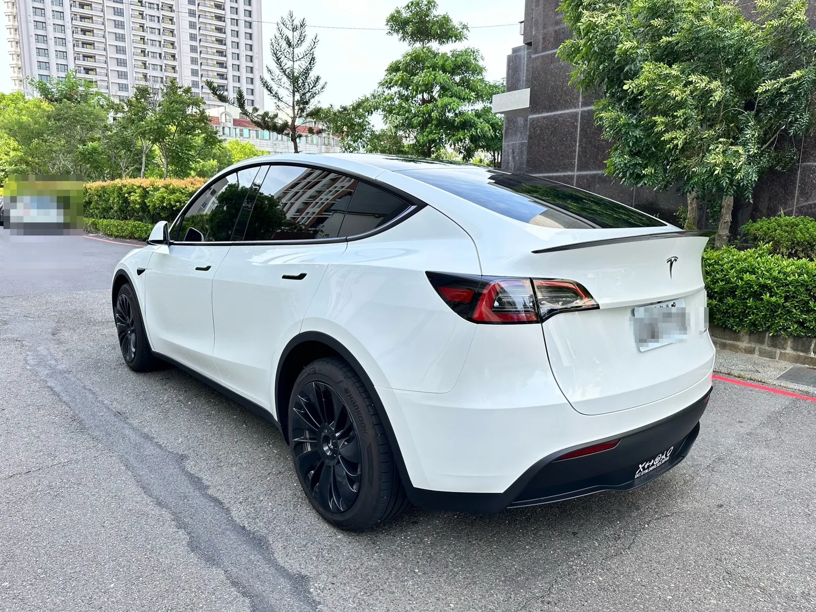 Tesla Model Y LR 照片 1