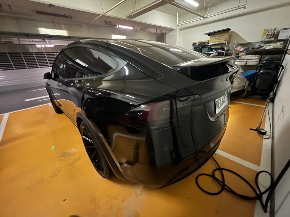 Tesla Model X LR