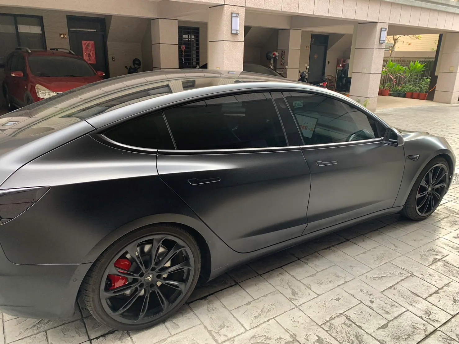Tesla Model 3 Performance 照片 1