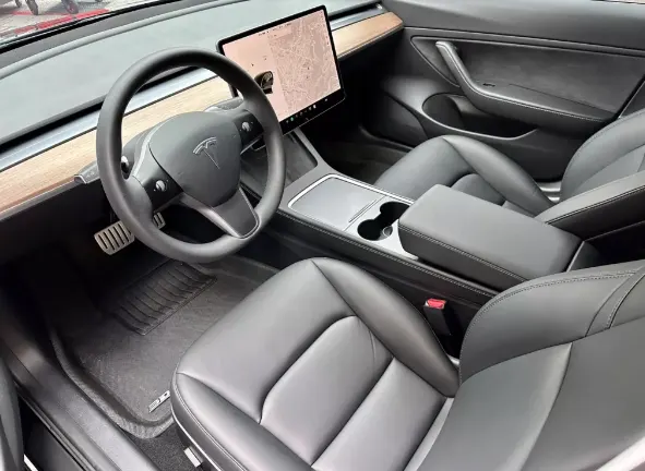Tesla Model 3 Performance