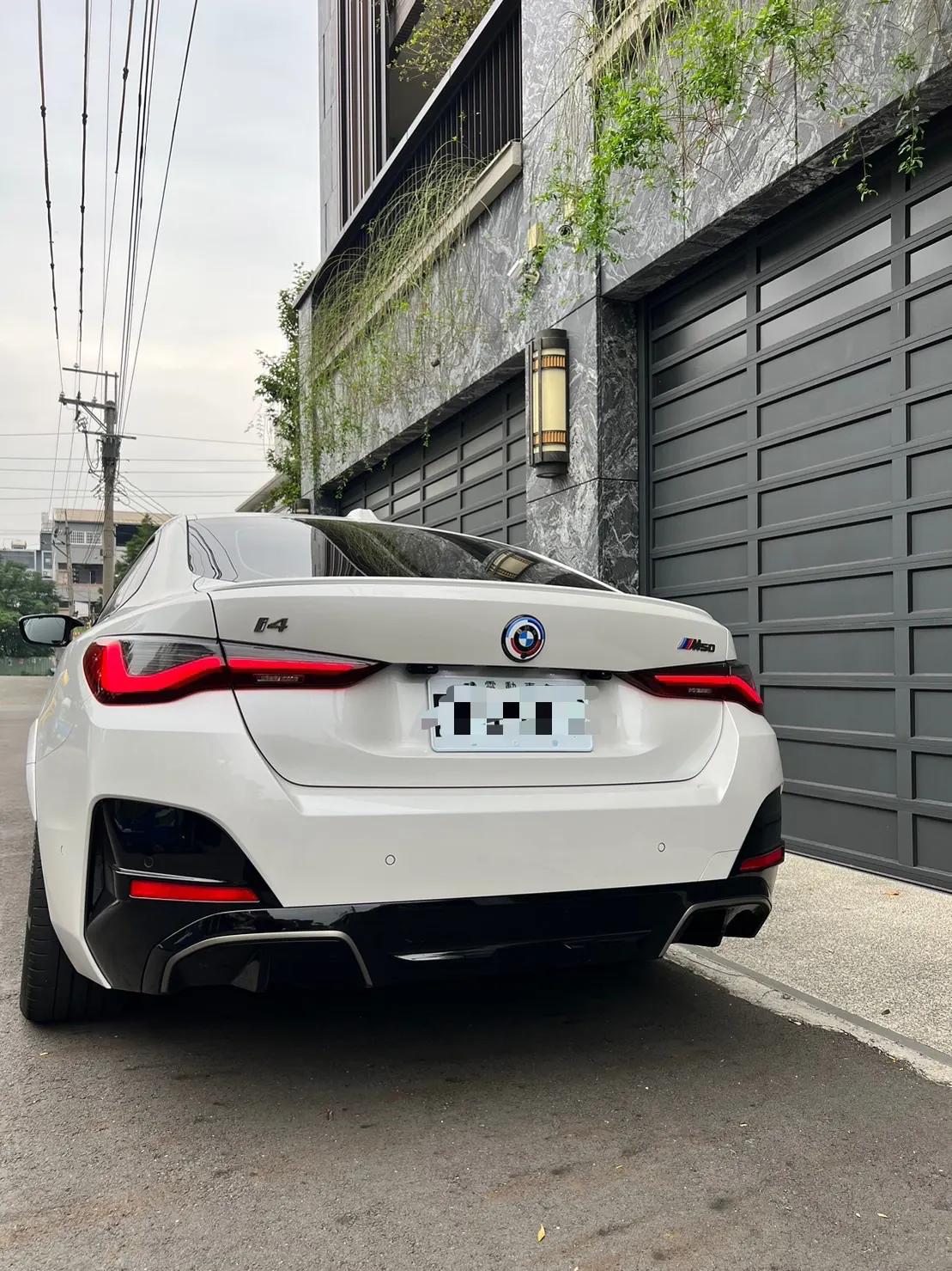 BMW I4 M50 照片 1