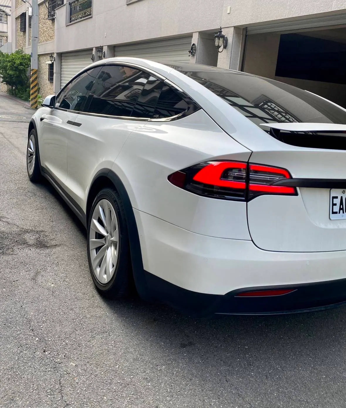 Tesla Model X LR PLUS 照片 1