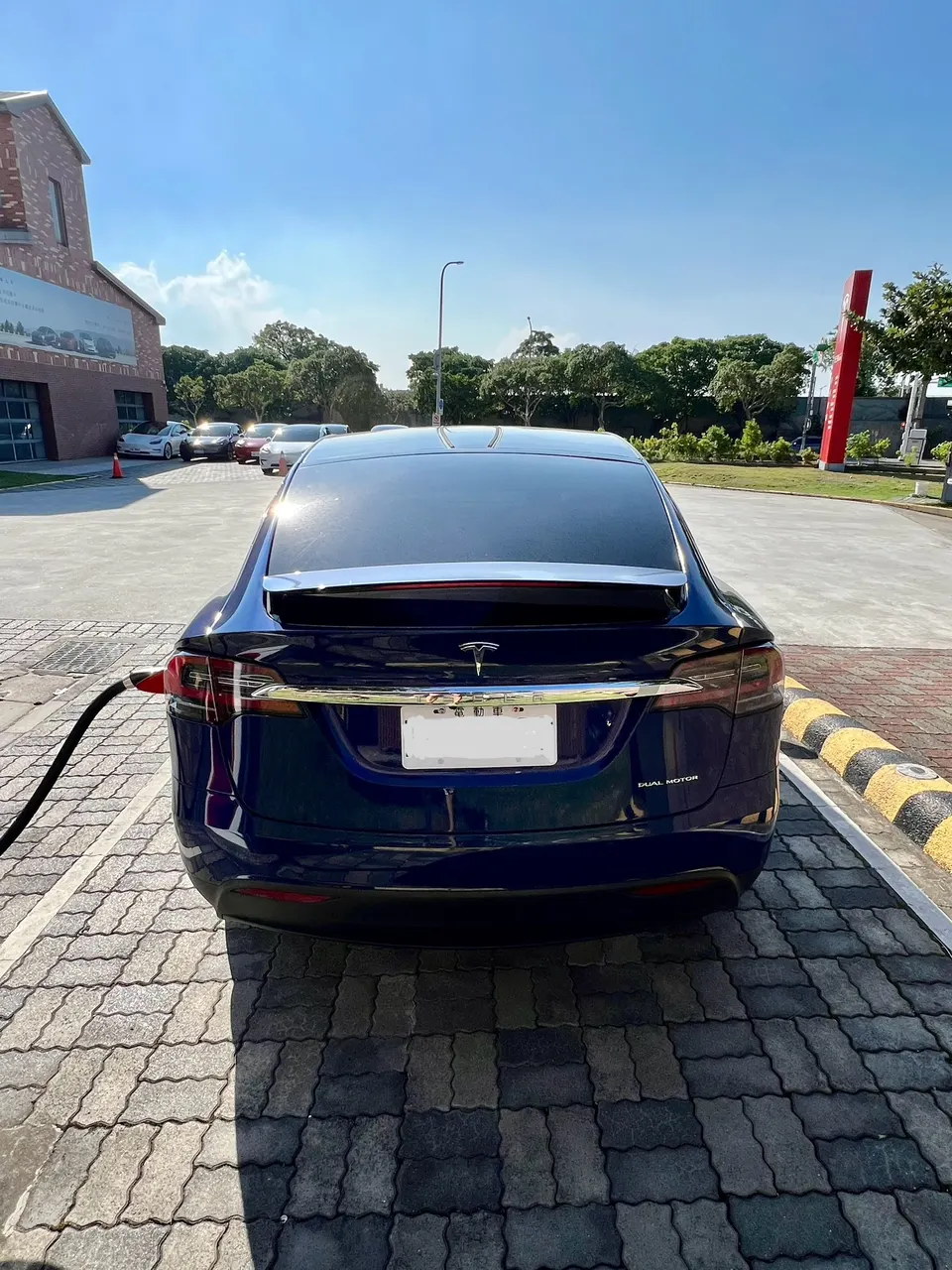 Tesla Model X SR
