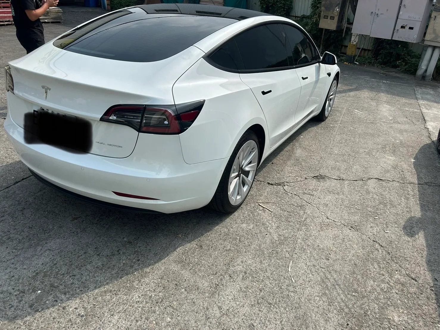 Tesla Model 3 LR 照片 1