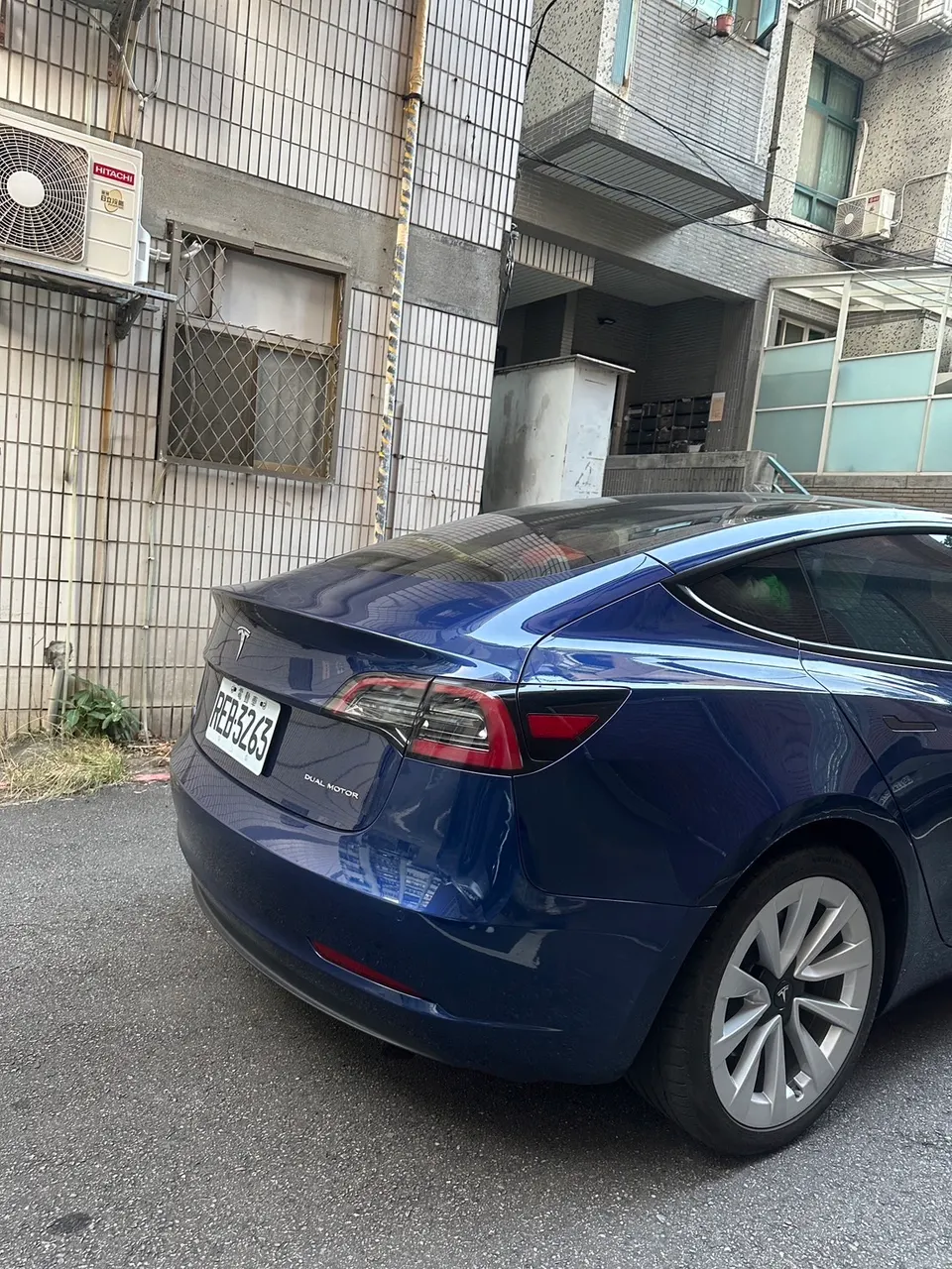 Tesla Model 3 LR