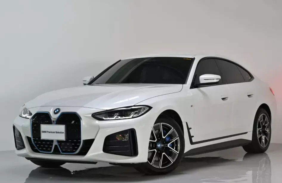 BMW i4 eDrive40