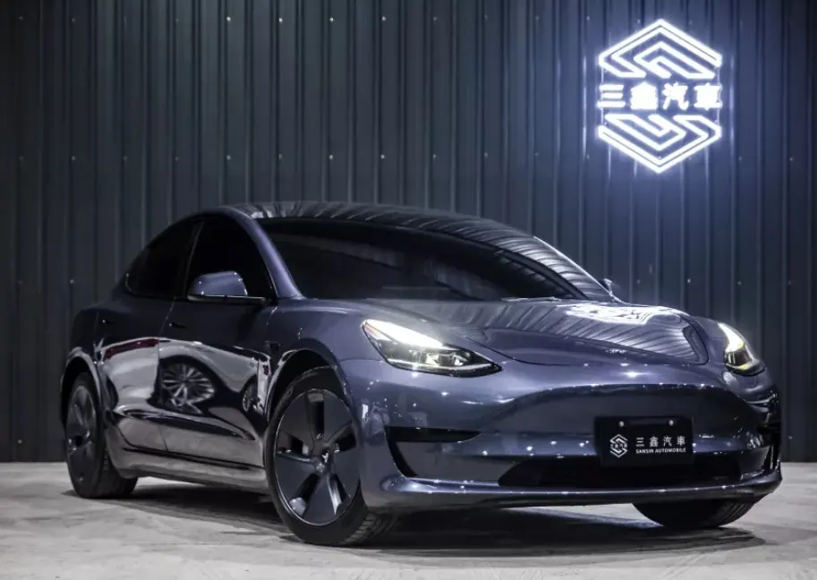 Tesla Model 3 Standard Range Plus