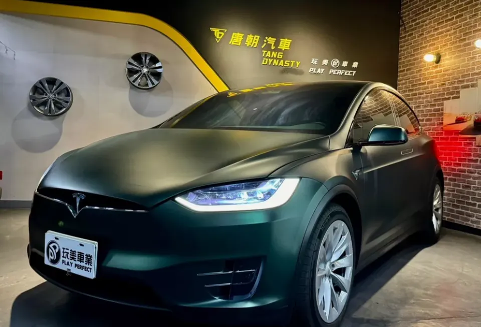 Tesla Model X P100D