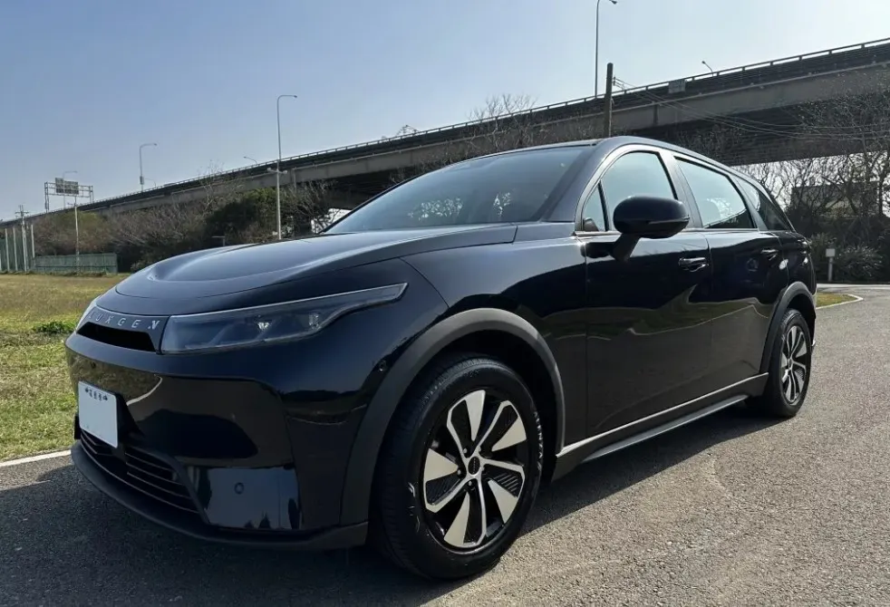 Luxgen n7 照片 1