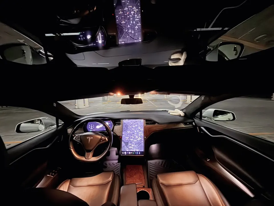 TESLA MODEL S LR