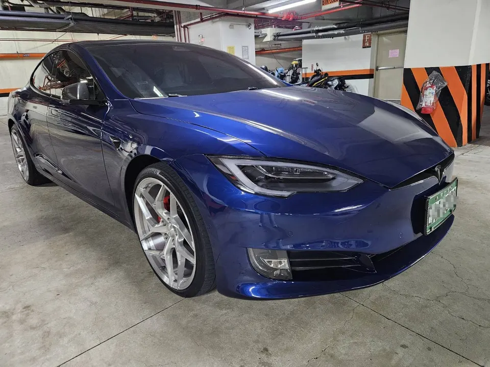 Tesla Model S P100D