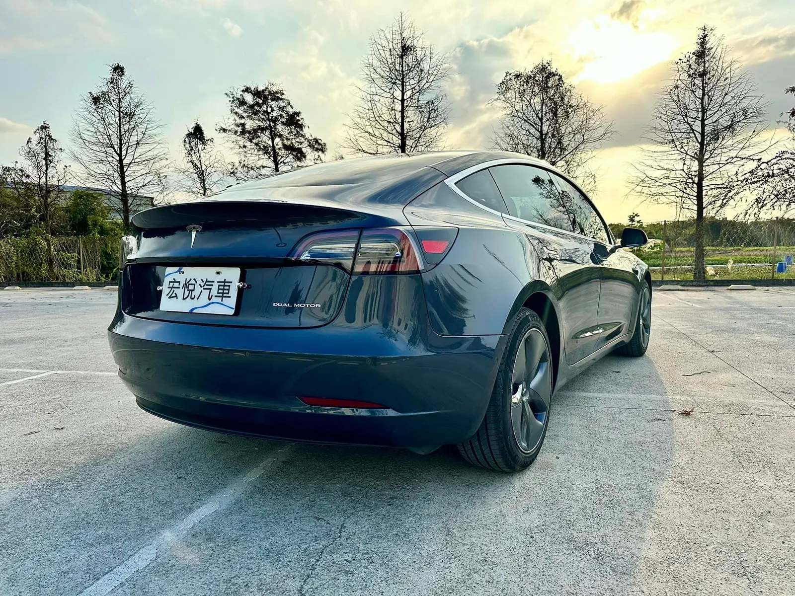 TESLA Model 3 LR 照片 1