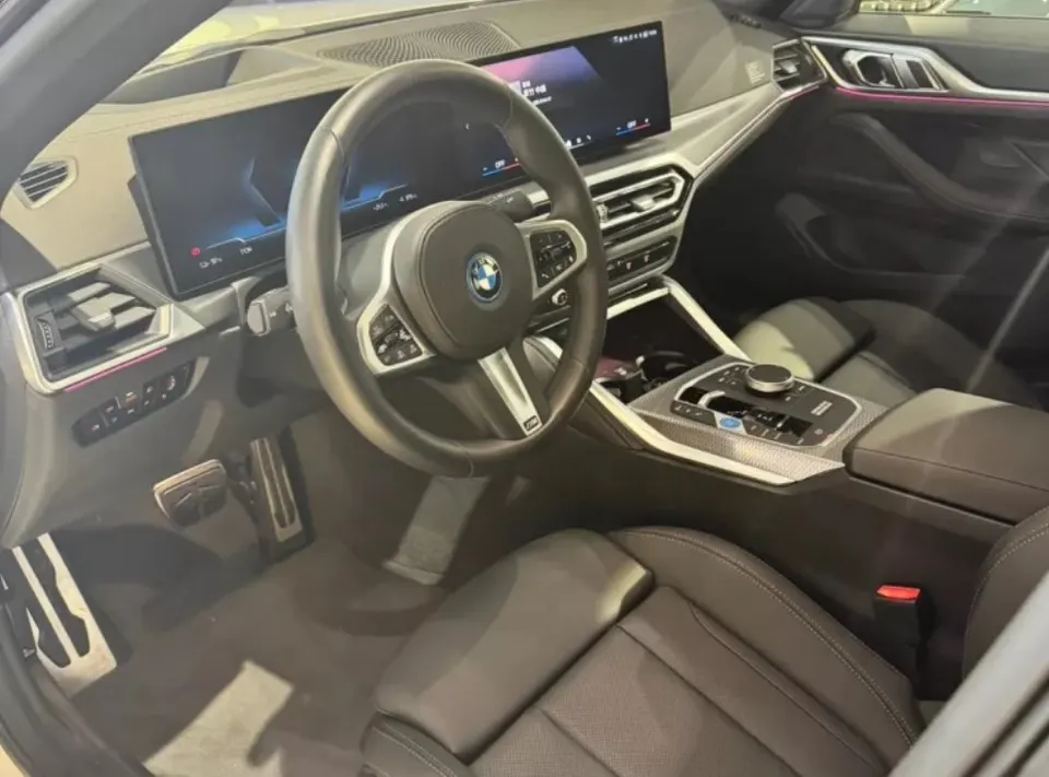 BMW i4 eDrive40