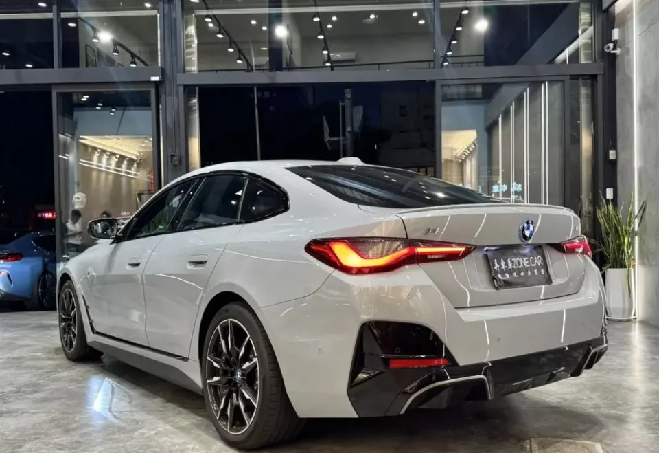 BMW i4 M50