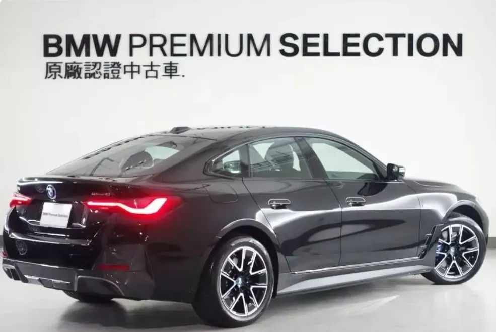BMW i4 eDrive40 照片 1
