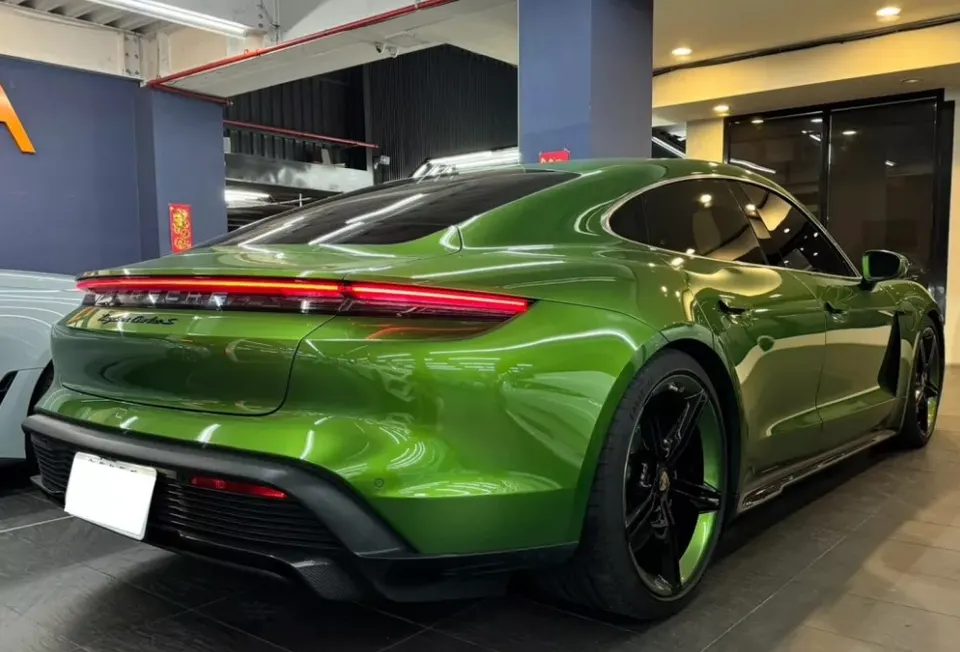Porsche Taycan Turbo S