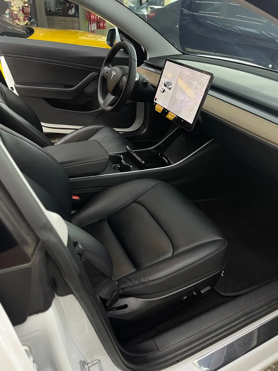 Tesla Model 3 LR
