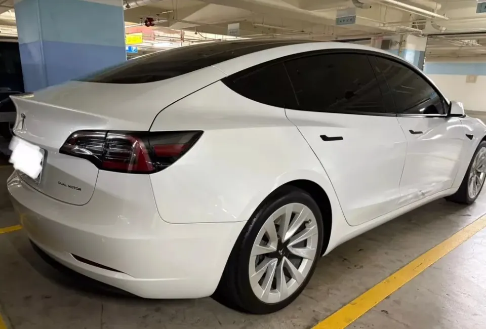Tesla Model 3 Long Range