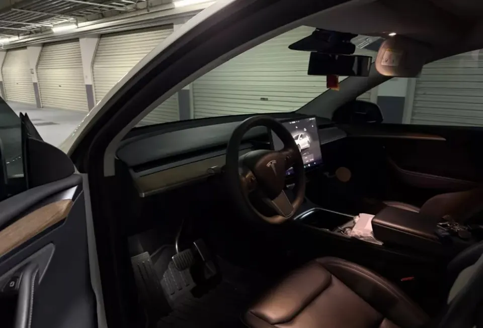 Tesla Model Y Long Range