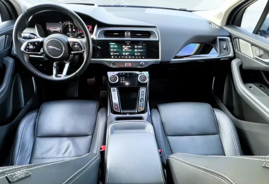 Jaguar I-Pace EV400 HSE 照片 1