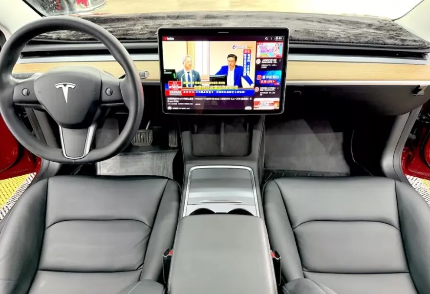 Tesla Model 3 Standard Range Plus