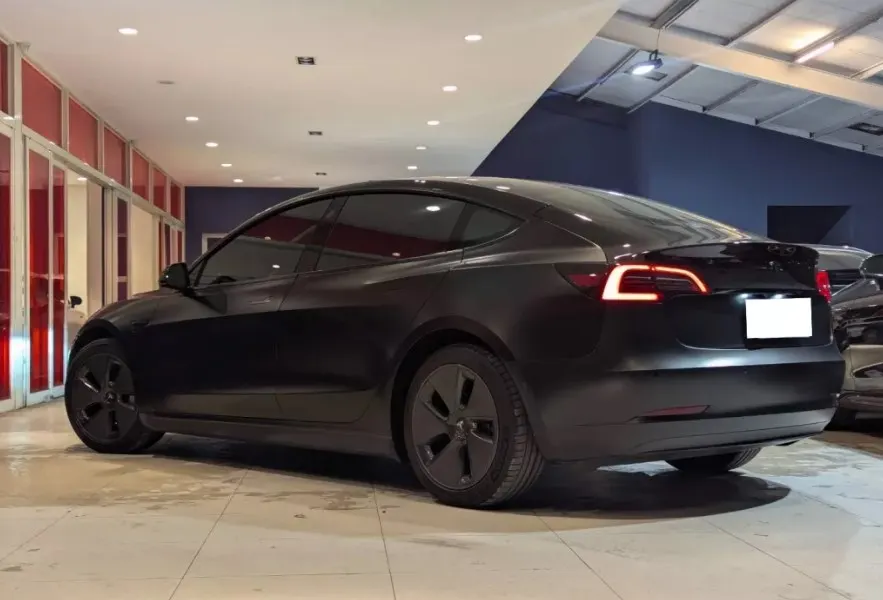 Tesla Model 3 Standard Range Plus