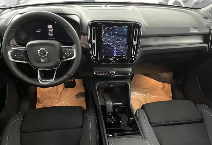Volvo XC40 Recharge Ultimate Twin motor 照片 1