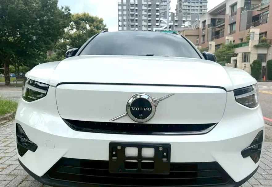 Volvo XC40 Recharge Ultimate Twin motor 照片 1