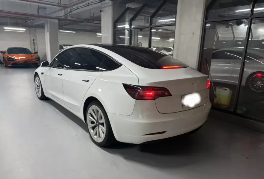 Tesla Model 3 Long Range