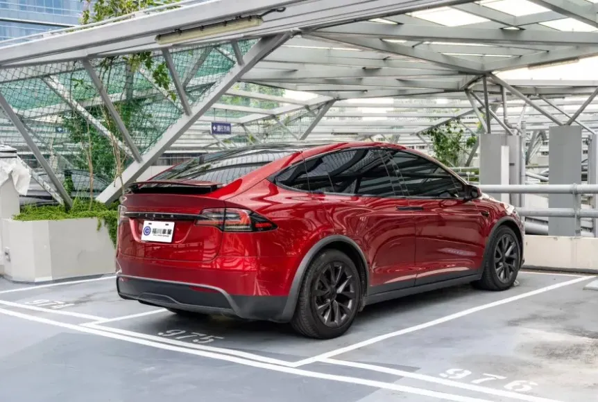 Tesla Model X Long Range