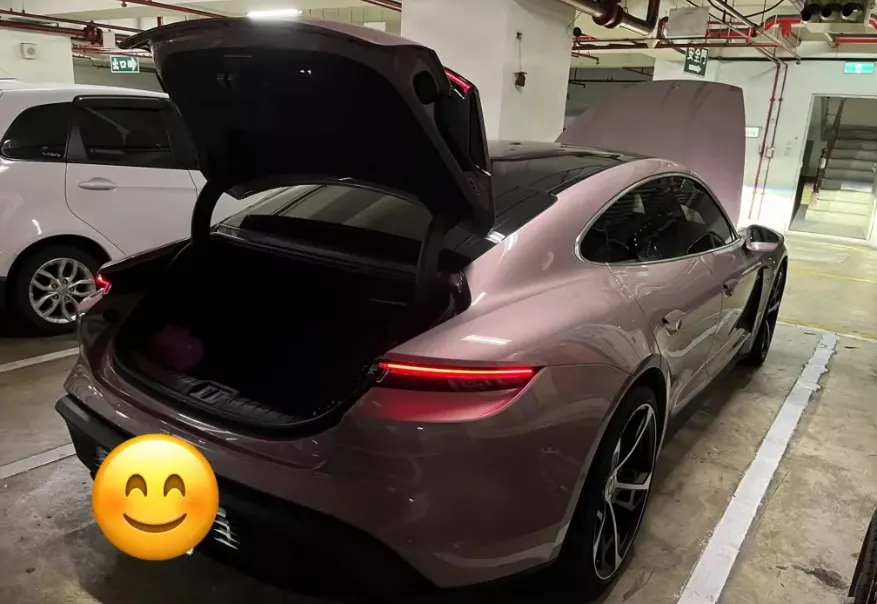 Porsche Taycan TAYCAN 照片 1