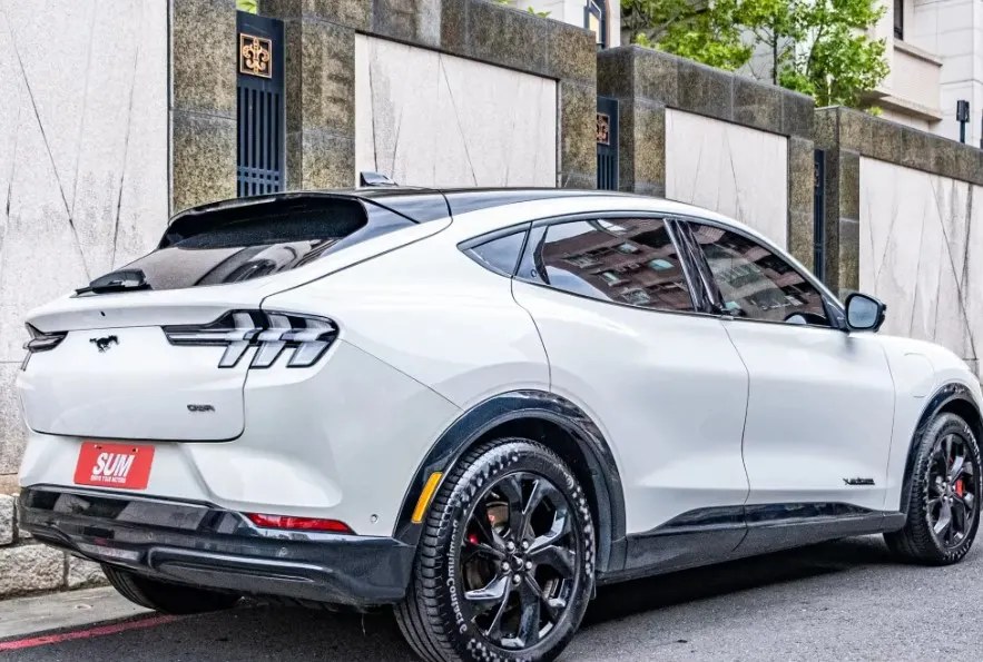 Ford Mustang Mach-E Premium