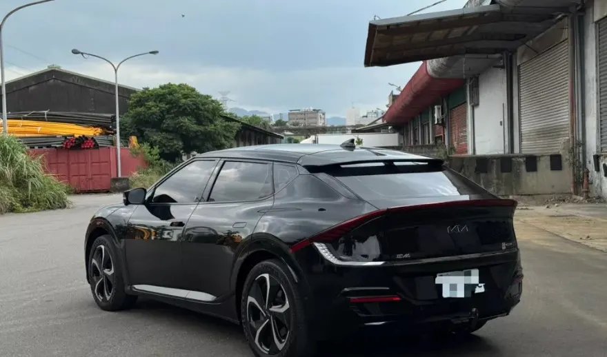 Kia EV6 GT-Line E-AWD增程版 照片 1