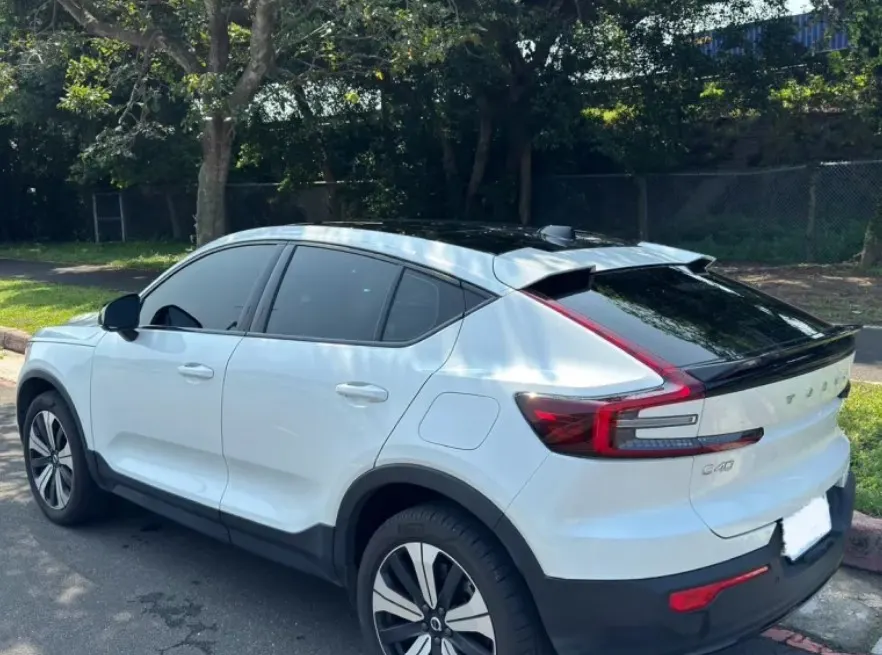 Volvo C40 Recharge Ultimate Twin motor 照片 1